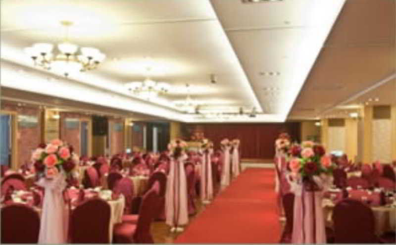 Ever Delightful Business Hotel Chiayi Exterior foto