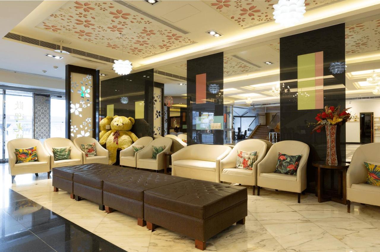 Ever Delightful Business Hotel Chiayi Exterior foto
