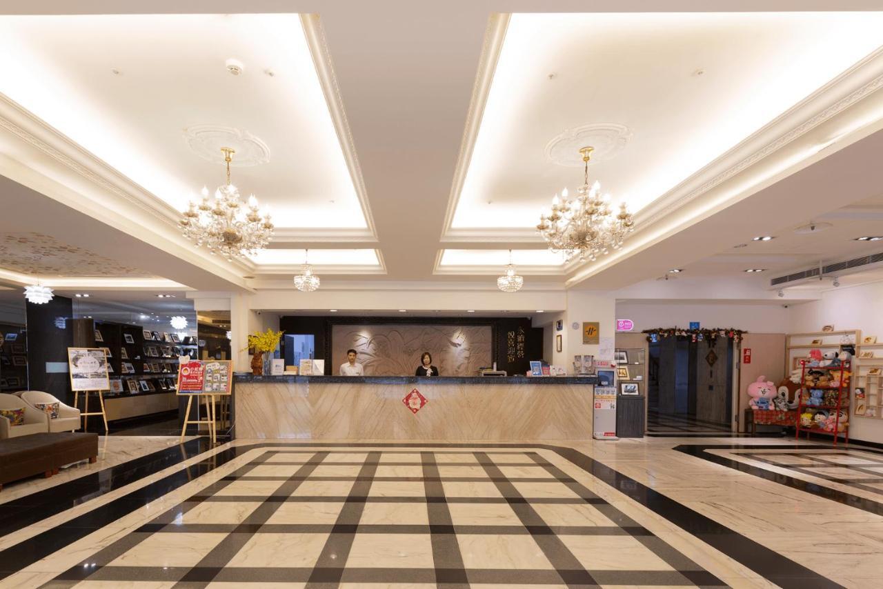 Ever Delightful Business Hotel Chiayi Exterior foto